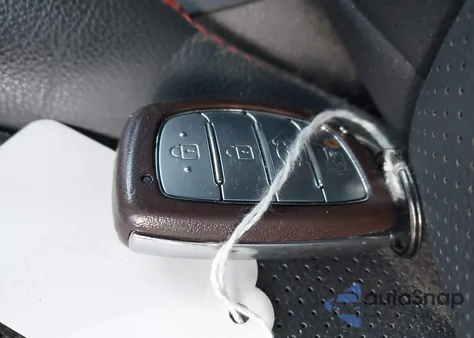 2020 Hyundai Elantra Sport z USA, uszkodzony, nr VIN KMHD04LB5LU017374